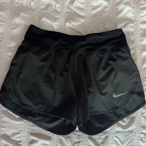 Nike Black Athletic Shorts Lightweight Moisture-Wicking